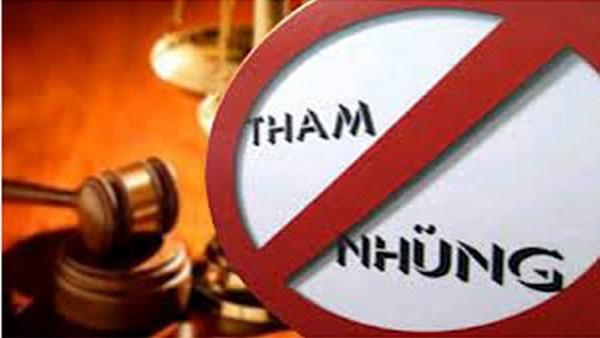 Các phương pháp học tập chuyên sâu cho môn Luật Hình sự, bao gồm học thuộc lòng các yếu tố cấu thành tội phạm và phân tích các vụ án hình sự