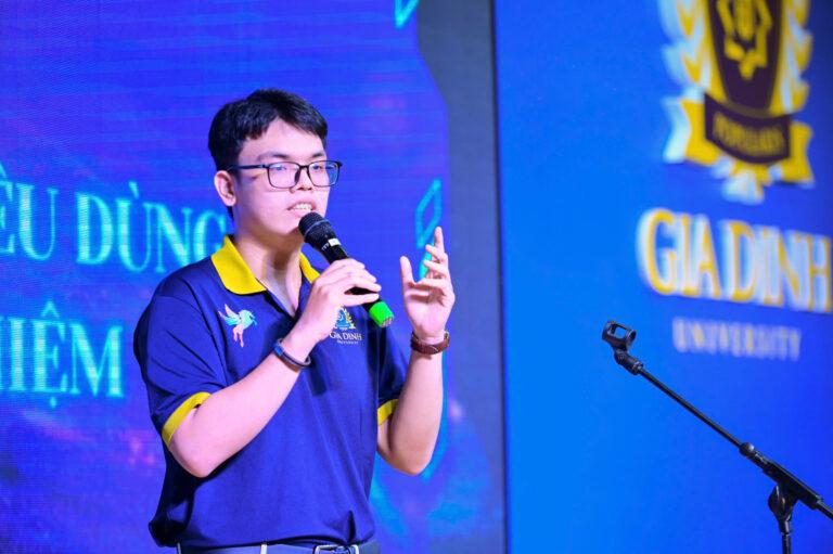 Chân dung một luật sư chuyên nghiệp, tự tin và đáng tin cậy