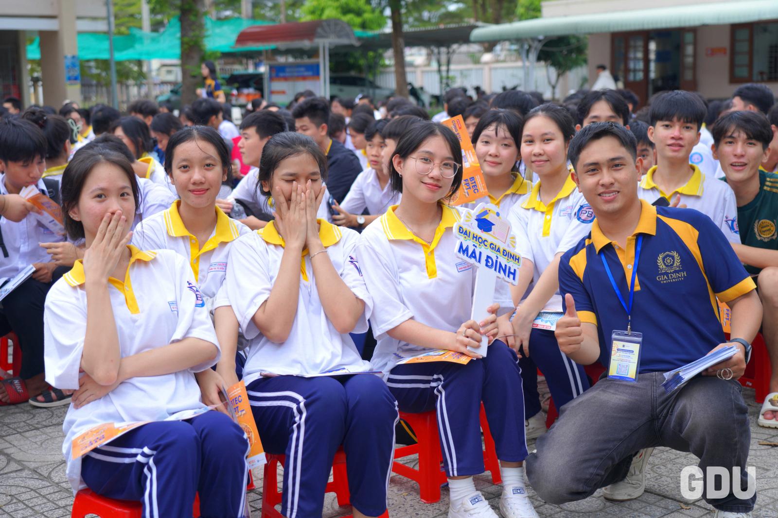 Con đường thành công của cựu sinh viên luật trong tư vấn doanh nghiệp