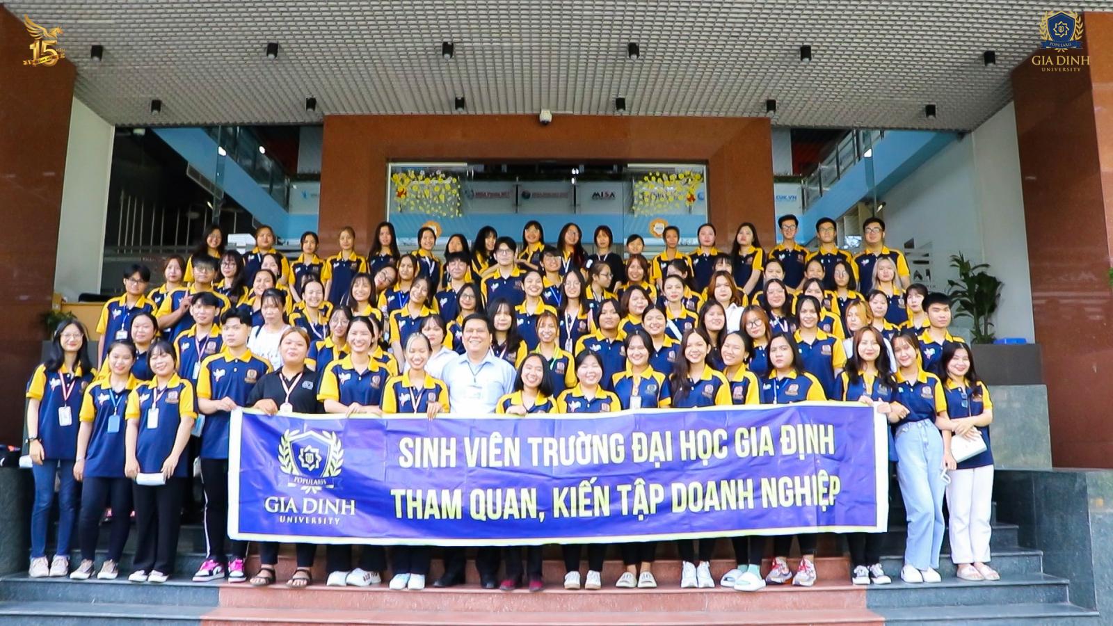 Cựu sinh viên luật trở thành chủ tịch hội đồng quản trị
