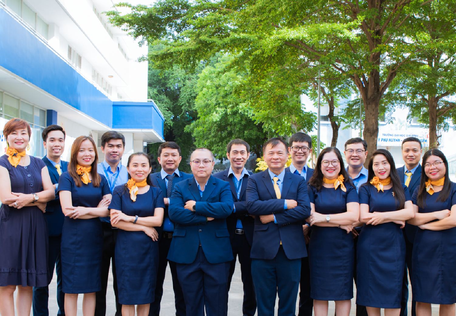 Cựu sinh viên luật tích cực xây dựng quan hệ trong hội thảo chuyên ngành