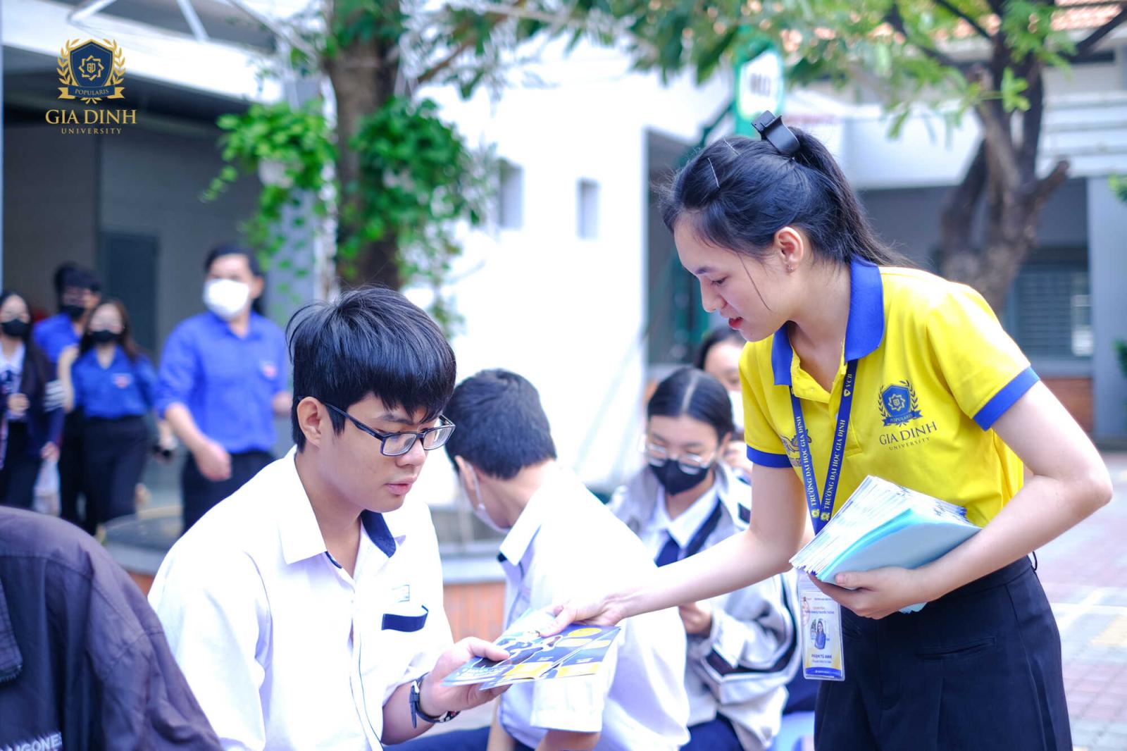 Điểm chuẩn ngành Luật và các bí quyết giúp đạt điểm cao trong kỳ thi tuyển sinh