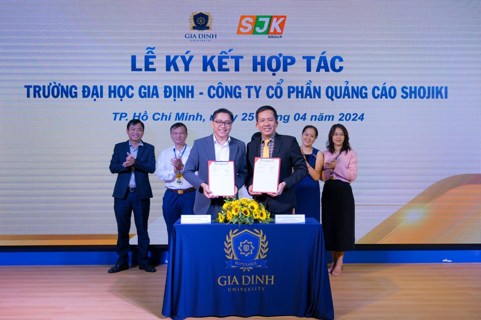 Các cách giảm gánh nặng học phí ngành Luật cho sinh viên