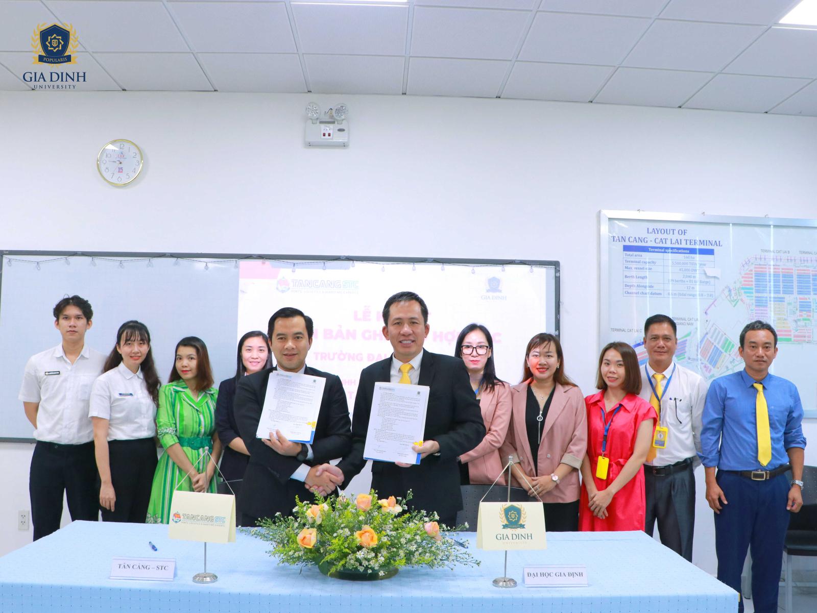 Làm thế nào để học luật hiệu quả và phụng sự xã hội tốt nhất thông qua học tập, thực hành, và tham gia các hoạt động xã hội