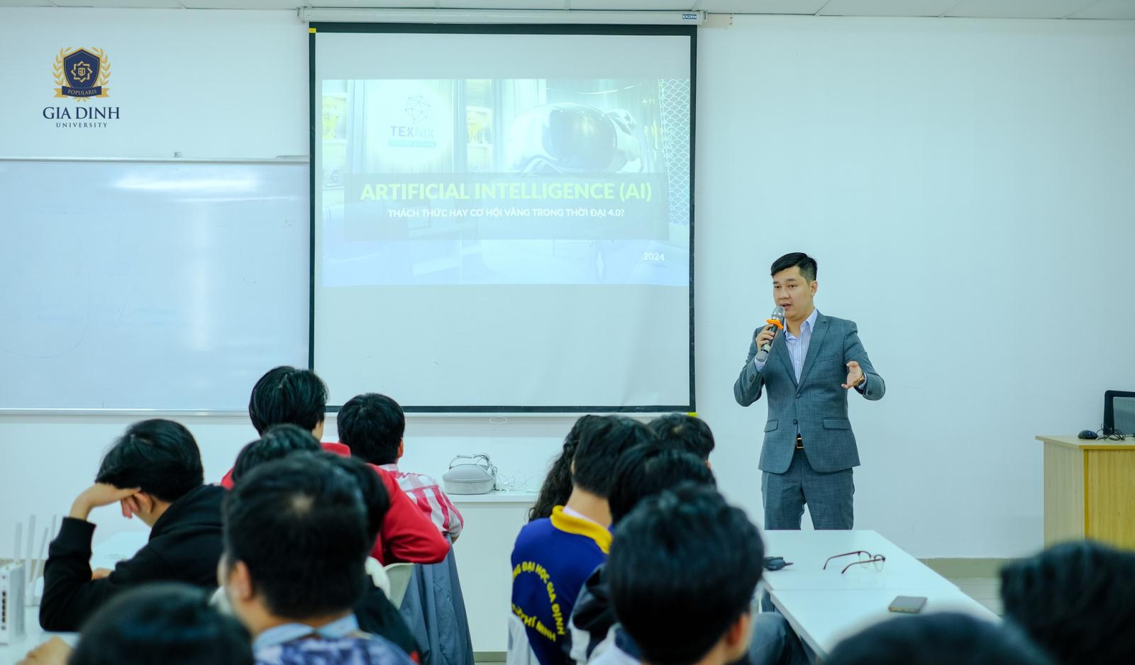 Học phí chương trình Luật nâng cao