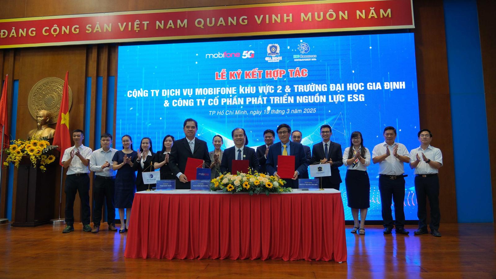 Mối quan hệ tương hỗ giữa nghiên cứu pháp lý và sự nghiệp luật sư