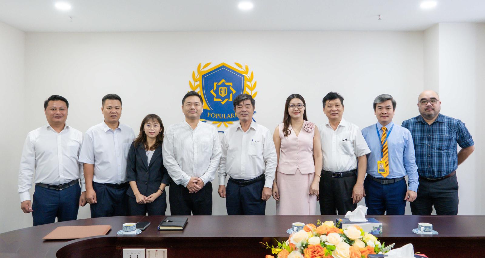 Thảo luận về pháp luật công nghiệp trong môi trường học tập