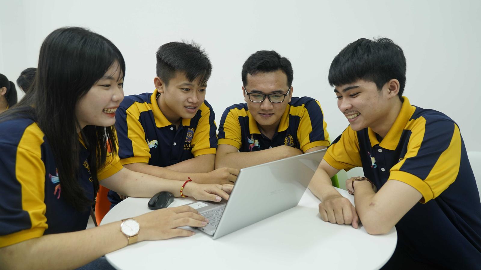Thời gian biểu tuyển sinh ngành Luật chi tiết