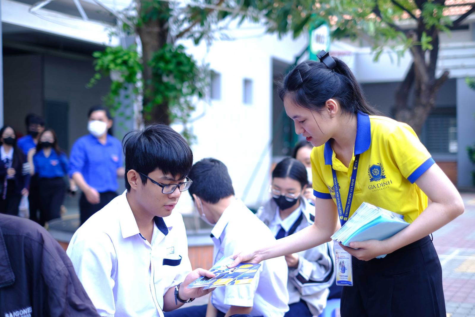 Các tổ hợp môn khối A và các ngành nghề liên quan đến khoa học tự nhiên