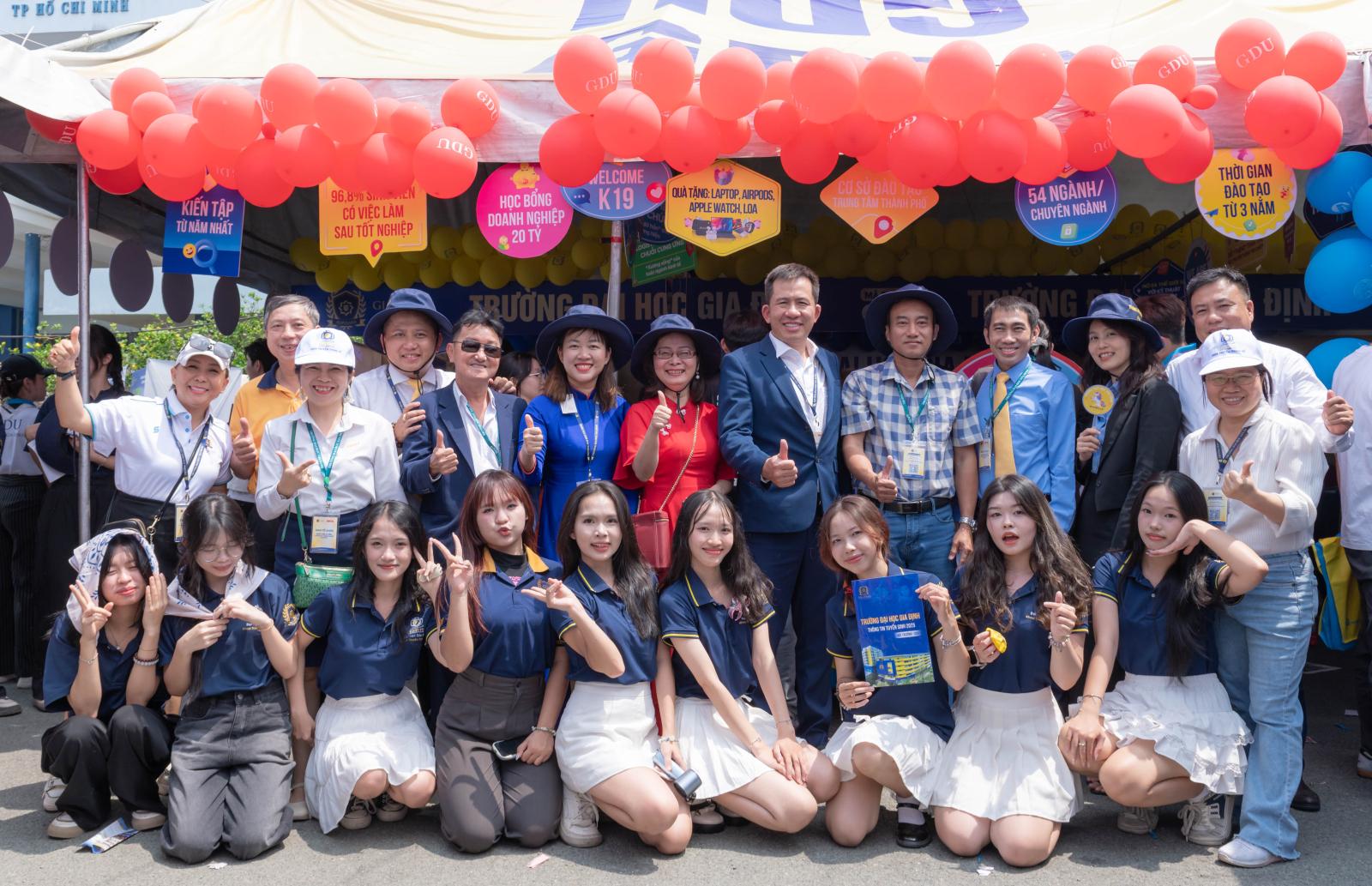 Tư vấn tuyển sinh ngành Luật, giải đáp mọi thắc mắc