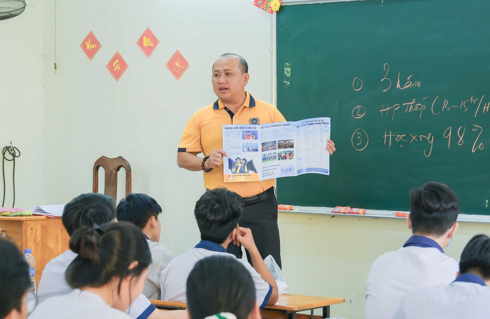 Ứng dụng công nghệ trong đào tạo nghề Luật hiện đại