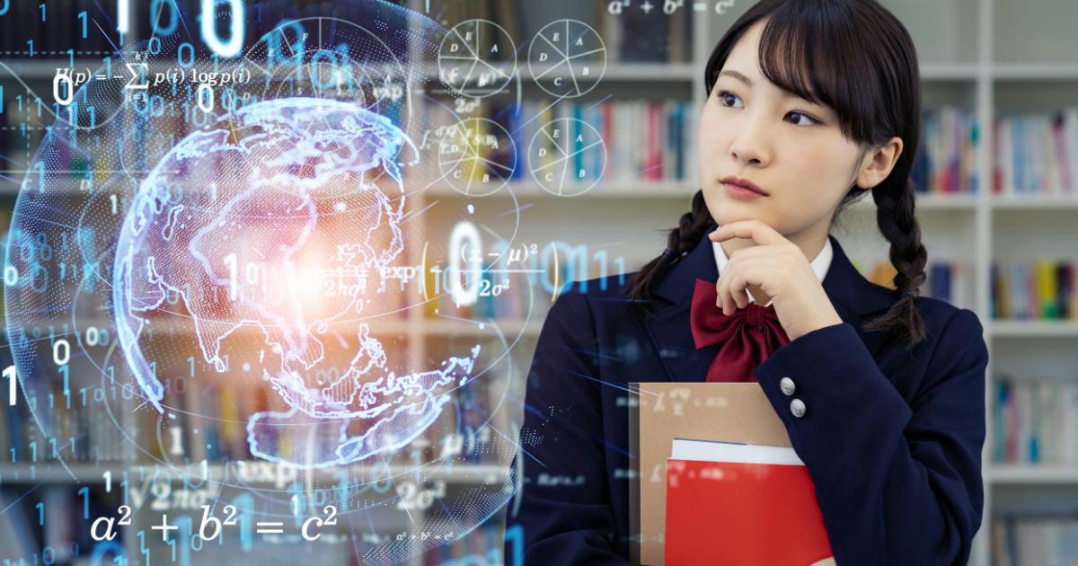 Ứng dụng kiến thức từ bài giảng online về nghiên cứu vụ án vào thực tế thông qua tham gia hoạt động thực tế, tự nghiên cứu và tìm kiếm cơ hội việc làm